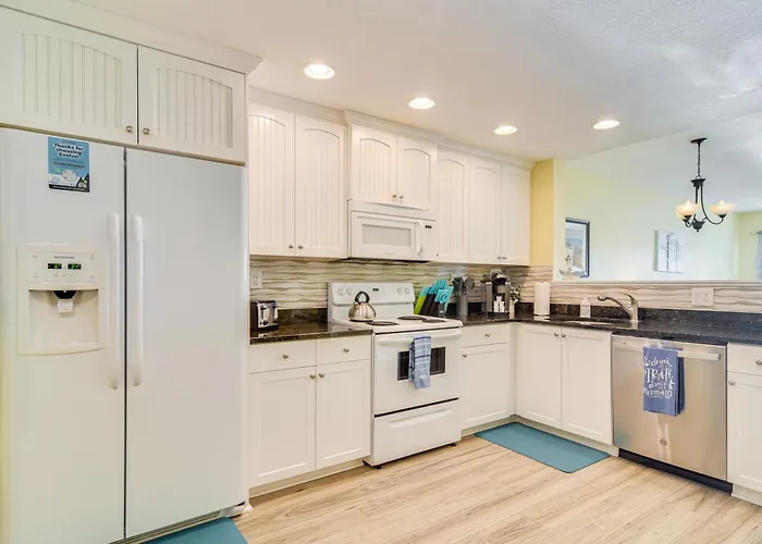 Holiday home Waterfront W/ Water Park, Walk To The Beach! *