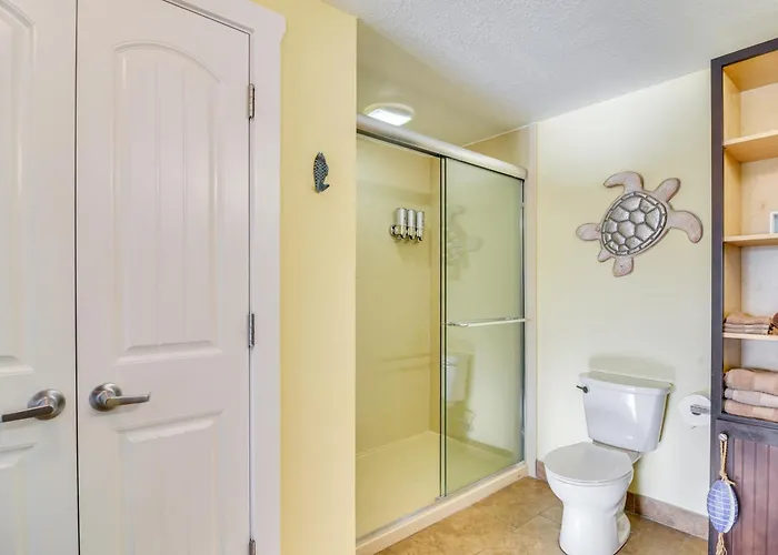Waterfront W/ Water Park, Walk To The Beach! Clearwater Beach