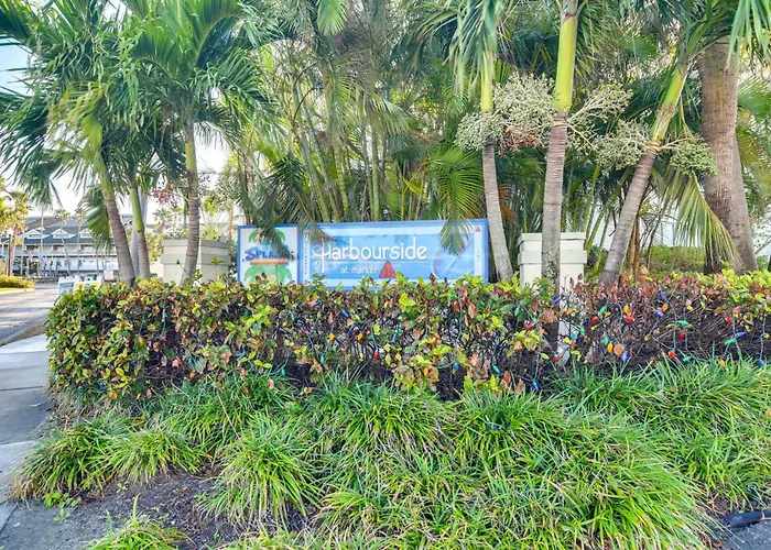 Holiday home Waterfront W/ Water Park, Walk To The Beach! Clearwater Beach