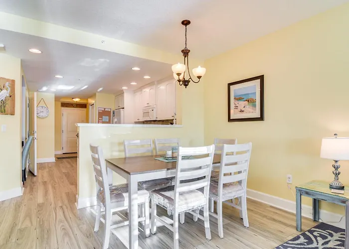 Waterfront W/ Water Park, Walk To The Beach! * Clearwater Beach