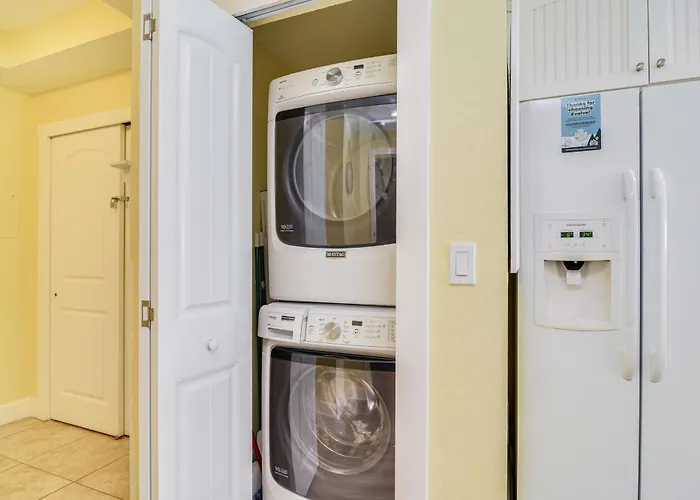 Waterfront W/ Water Park, Walk To The Beach!